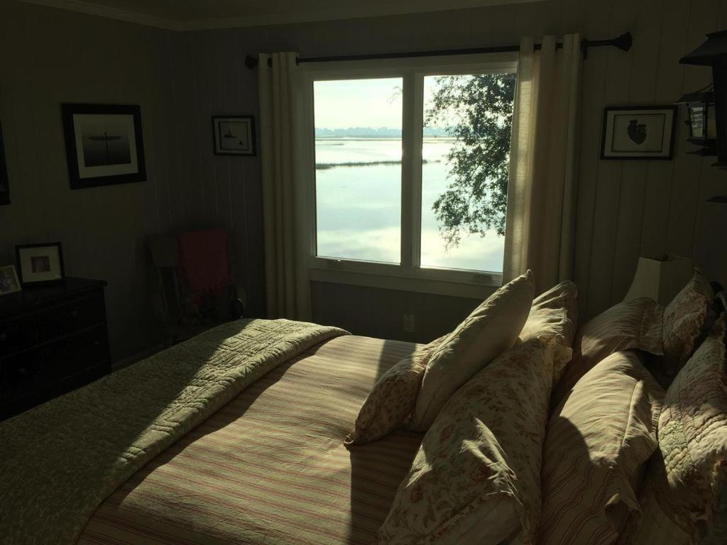 Bed and Breakfast Waterside Retreat Мерреллс-Инлет Экстерьер фото
