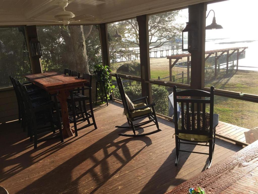 Bed and Breakfast Waterside Retreat Мерреллс-Инлет Экстерьер фото